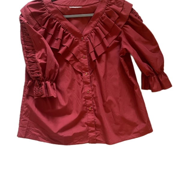 Peasant CottageCore prairie ruffles crimson snap front blouse - Picture 3 of 6